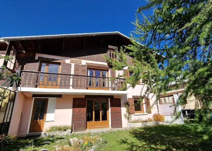 Chalet L\'Acinos